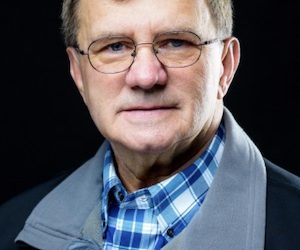 Davis abruptly resigns as Martin County judge/exec