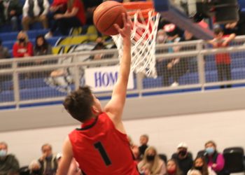 Dawgs punch ticket to Region Tournament with win over PBurg, Will play for the District championship Tonight