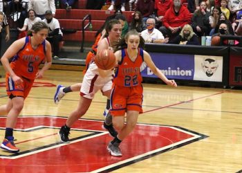 Lady Rebels defeated in the Region title game, Six Seniors finish career