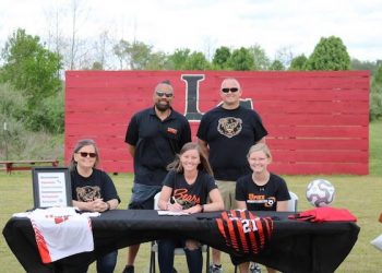 WEBB MAKES IT OFFICIAL! Lawrence Co. Soccer star Ellie Webb signs with UPike
