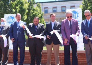 Addiction Recovery Care Hosts Ribbon Cutting Alongside State and Local Leaders at Crown Recovery Center in Springfield