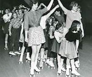 GROWING UP IN LOUISA: To the Roller Rink