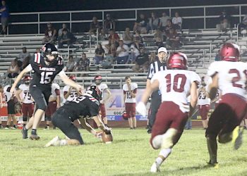 DAWGS START SEASON OFF WITH A BANG IN FRONT OF A GREAT CROWD AT LUKE VARNEY JR. MEMORIAL STADIUM