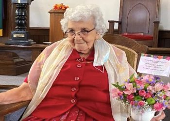 ‘MISS JEAN’ IS OLDEST LIVING MEMBER OF LOUISA CHURCH