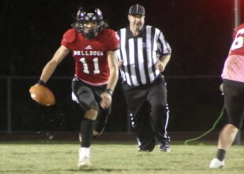 DAWGS ‘RUN’ TO VICTORY OVER BOYD CO.