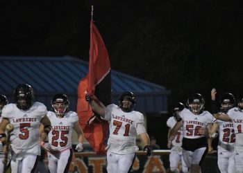 DAWGS PLAYING FOR DISTRICT TITLE TONIGHT AT BELFRY, HAVEN’T BEATEN THE PIRATES SINCE 2002