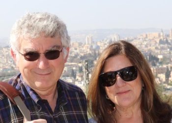 WIFE OF LONGTIME LOUISA DOCTOR INDICTED ON FEDERAL TAX EVASION CHARGES