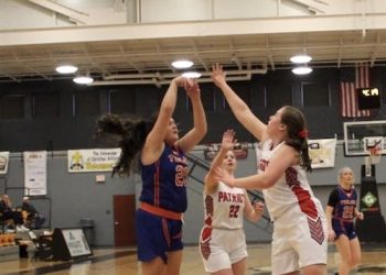 TOLSIA GIRLS REMAIN UNDEFEATED AT 5-0 HEADING INTO CHRISTMAS BREAK