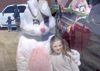 NICE TURNOUT FOR FIRST EVER EASTER DAY PARADE AND PARTY IN LOUISA
