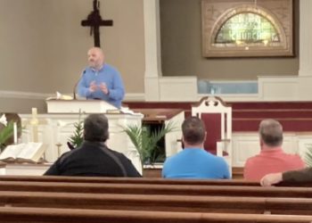 Louisa Rotary attends Maundy Thursday…