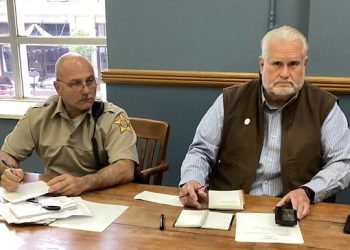 LAWRENCE COUNTY IS 200 THIS YEAR! BICENTENNIAL PLANNED; FISCAL COURT PRESENTS APPRECIATION AWARD TO NOAH