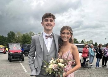 LAST PROM FOR SENIORS 2022… PLENTY OF COOL KIDS DRESS UP