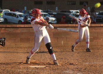 SOFTBALL DAWGS BOUNCE BACK WITH TWO QUALITY ROAD WINS ON THURSDAY AND FRIDAY