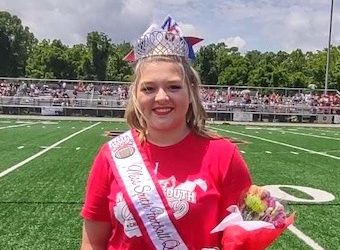 Tolsia High Cheerleader Camree Meddings signs with Alderson Broaddus
