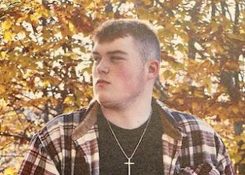 LOUISA CHAPTER DAR AWARDS SCHOLARSHIPS FOR 2022