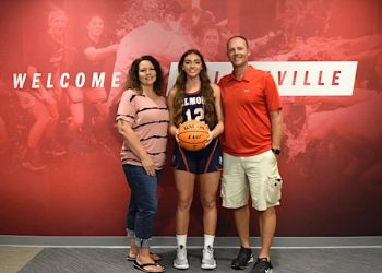 Bulldog basketball standout Kensley Feltner commits to Belmont University