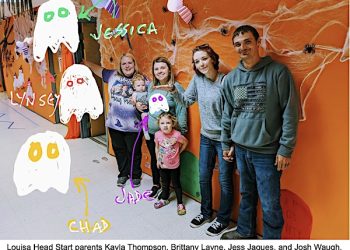 LOUISA HEAD START DECKS THE HALL(OWEEN) 