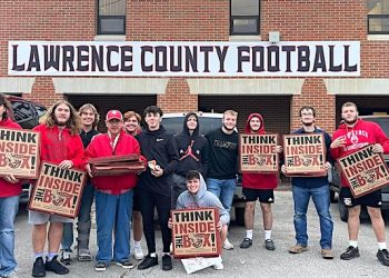 ‘BIG DOIN’S’ ON TAP FOR  SENIOR NIGHT FOR LAWRENCE CO. AS THEY HOST  8-1  RACELAND