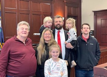 COUNTY OFFICIALS SWORN IN BY PRESTON FOR LAST TIME