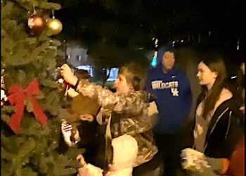 LAWRENCE COUNTY CELEBRATING CHRISTMAS WITH TREE LIGHTING…