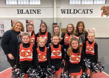 BLAINE ELEMENTARY WINS EKEBC CHEERLEADING TITLE ON FIRST TRY IN 21 YEARS
