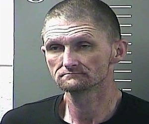 JOHNSON COUNTY, KY MAN IS BUSTED FOR SELLING METH NEAR LOUISA MOTEL