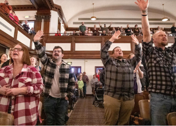 KENTUCKY’S ASBURY COLLEGE IN 6TH DAY OF CONTINUOUS PRAYER SERVICE