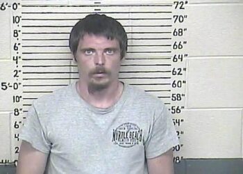 SUSPECT ARRESTED BY SWAT TEAM AFTER ‘LOCKDOWN’ AT OLIVE HILL, KSP SAYS