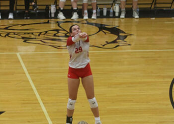 Lawrence Co. ( 11-3 ) Volleyball slams Martin Co., best start in school history