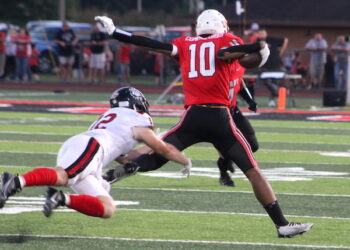 DAWGS GET UNTRACKED IN 38-14 VICTORY OVER PERRY CENTRAL