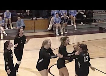 VOLLEYDAWGS TAKE DOWN BELFRY AND ADVANCE TO THE REGION SEMIS FOR THE FIRST TIME EVER; WILL PLAY JOHNSON CENTRAL TONIGHT