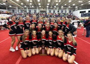 LAWRENCE CO. CHEERLEADERS FINISH RUNNER-UP IN REGION COMPETITION; Advance to state in December