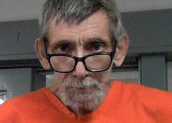 MAN SHOOTS DOG TO LURE MURDER VICTIM INTO RANGE AT BLUE MOON HOLLOW