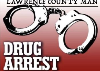 LAWRENCE COUNTY, KENTUCKY MAN BUSTED IN JOHNSON CO. AFTER DRUGS FOUND IN WRECKED VEHICLE
