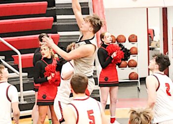 DAWGS MOVE TO 2-0 IN 58TH DISTRICT ACTION WITH WIN OVER PRESTONSBURG