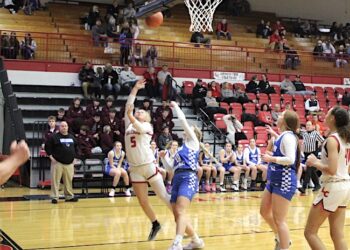 LAWRENCE CO. GIRLS START SEASON 2-1; HEADED TO WEST LIBERTY TONIGHT