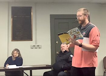 SUNDAY ALCOHOL SALES TIMES MOVED UP BY CITY COUNCIL