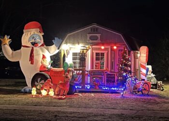 CHRISTMAS LIGHT TOUR IN LOUISA 2023!