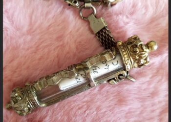 How To Put Up A Mezuzah To Bless Your Home