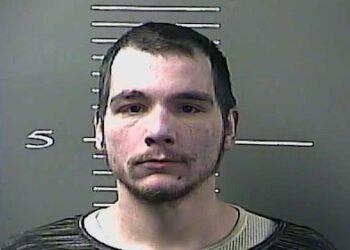 PAPERWORK ERROR RESULTS IN LAWRENCE COUNTY, KY. MAN AVOIDING ARREST FOR TEN MONTHS