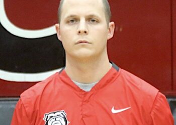 LC’S THOMPSON NAMED 15TH REGION ‘COACH OF THE YEAR’ BY KABC