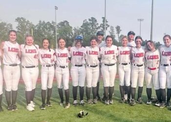 SOFTBALL DAWGS GO 3-0 IN MYRTLE BEACH TO REMAIN UNDEFEATED ON YEAR
