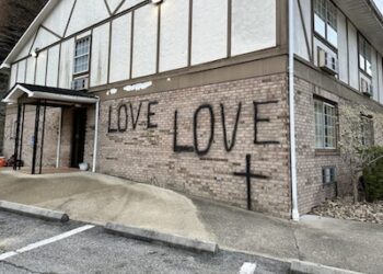 MARTIN COUNTY MAN IS ARRESTED FOR ‘MESSAGE OF LOVE’  AND THEN HEAD BUTTING A STATE COP