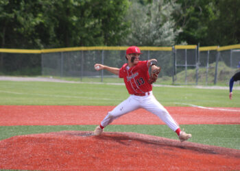 Pollack and Fletcher belt homers to lead Dawgs past Paintsville in the 15th Region Baseball Tournament