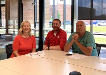 LC LIBRARY EMPLOYEES RECEIVE COL INCREASE… FOOD PROGRAM OFF TO GOOD START