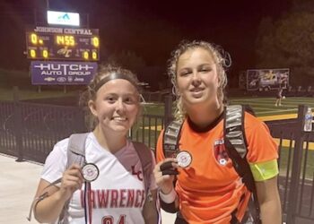 SOCCERDAWGS FALL IN CLASS 2A SECTION 8 TOURNAMENT