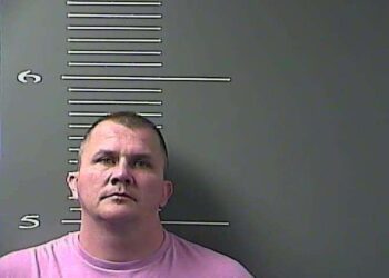 JOHNSON COUNTY, KENTUCKY MAN ARRESTED BY KENTUCKY STATE POLICE ON 200+ CHARGE COUNTS OF RAPE OF A PAIR OF UNDERAGE SISTERS