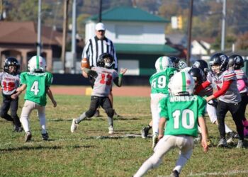 YOUTH LEAGUE DAWGS CLOSE OUT REGULAR SEASON WITH THREE WINS; PLAYOFFS BEGIN THIS WEEKEND