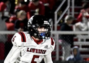 LAWRENCE CO. MAULS MASON CO. 49-20; Host Clay Co. in the first round of the playoffs Friday